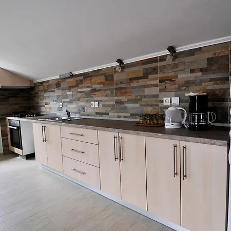 Fiorenini 2 Apartment