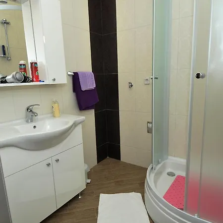 Fiorenini 2 Apartman Mlini